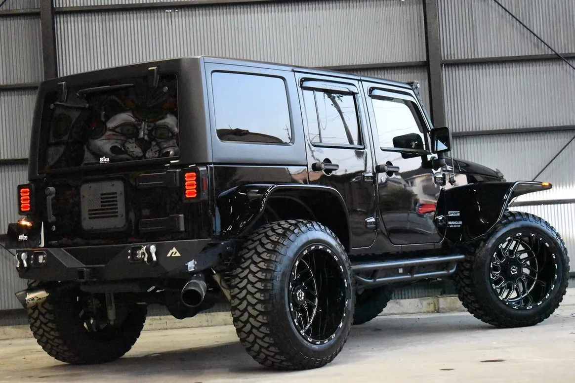 JKwrangler unlimited wide off-road custom