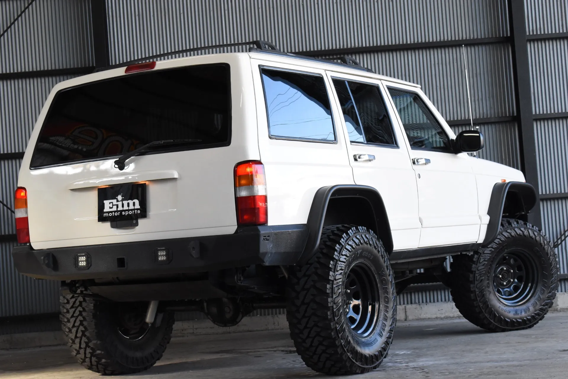 Jeep Cherokee limited off-road custom