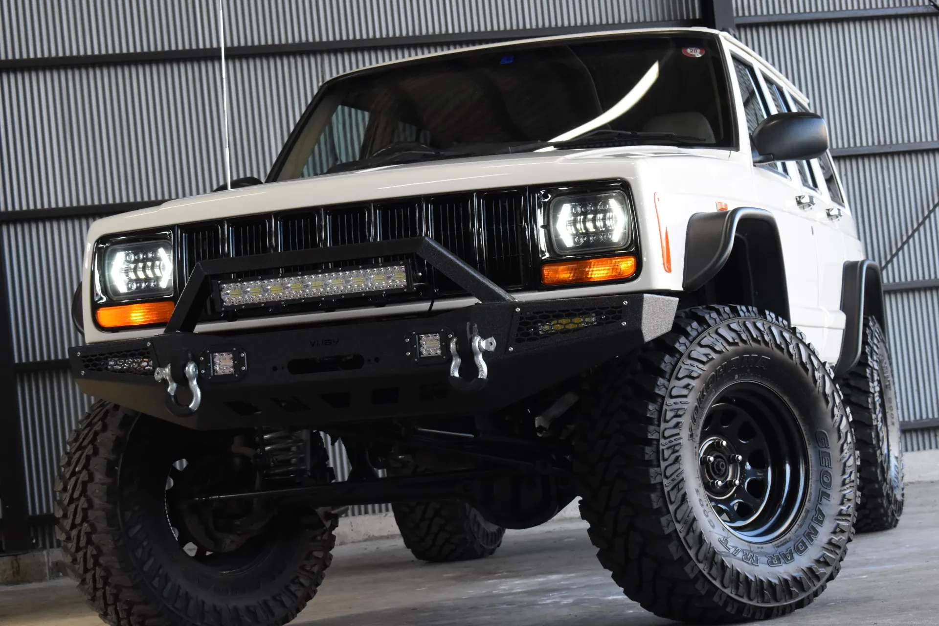 Jeep Cherokee limited off-road custom