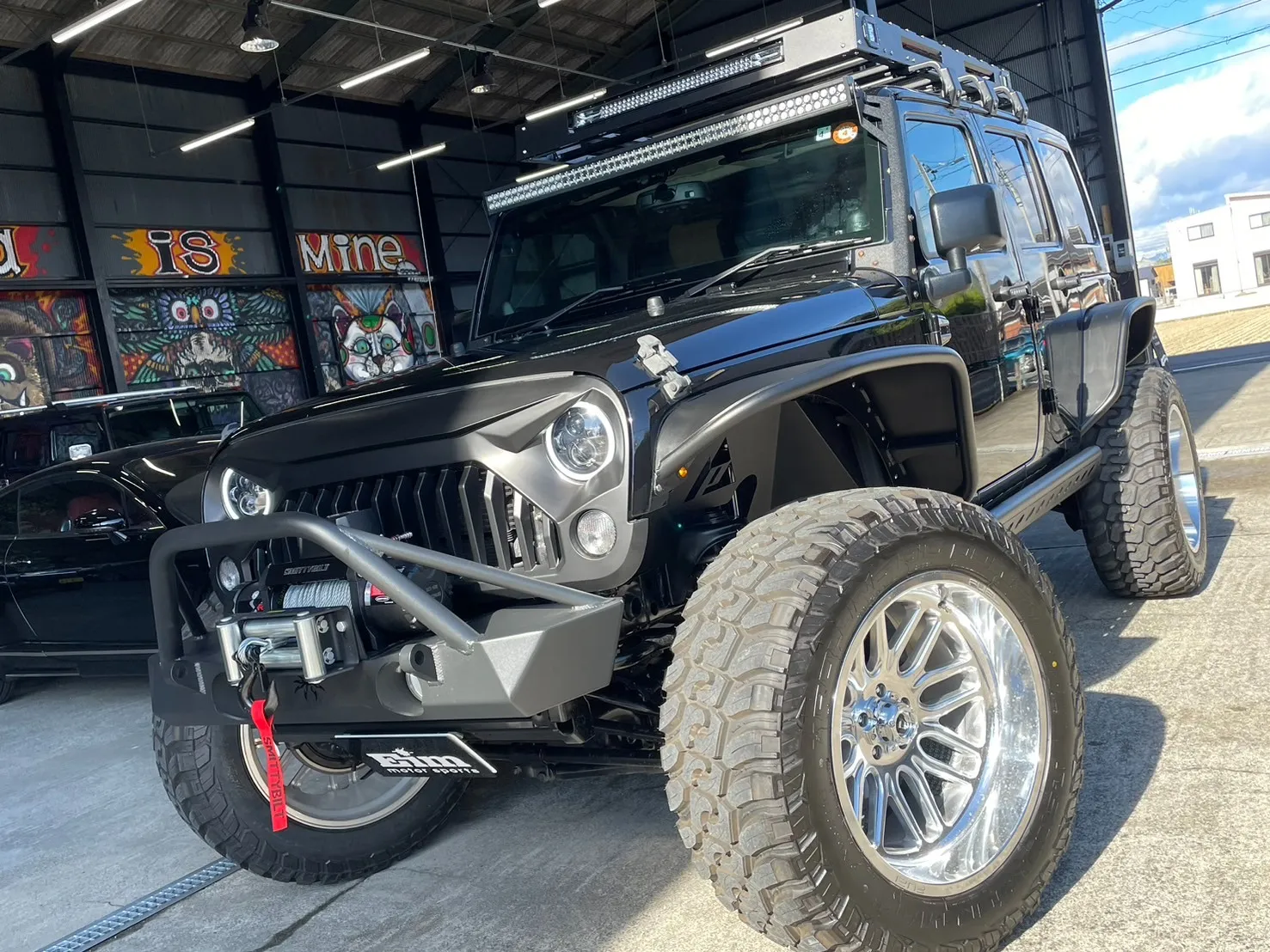 Jeep Wrangler Unlimited SAHARA off-road custom